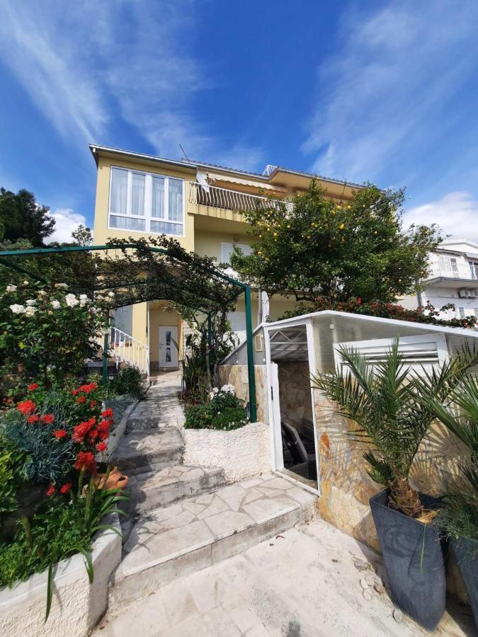 Apartment D&M1 Makarska Eksteriør bilde